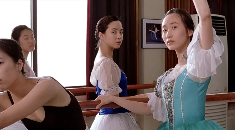 Whispering Corridors 3: Wishing Stairs (2003): Bloody Dancers