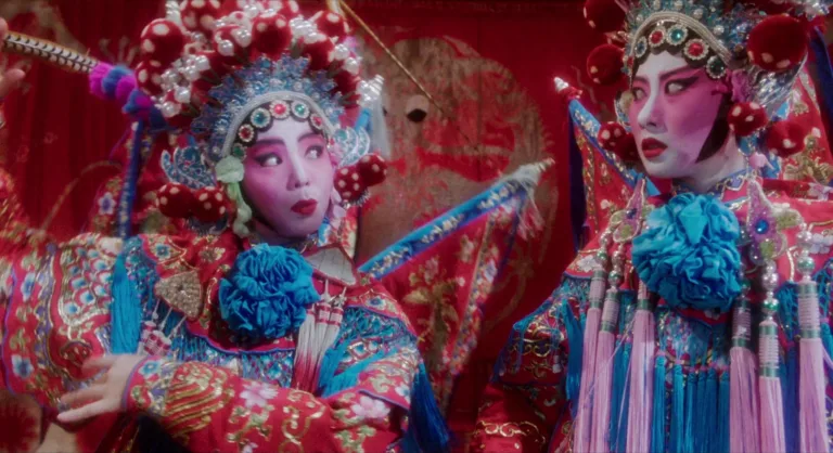 Peking Opera Blues (1986): Chaos theatre
