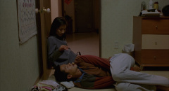 Barking-Dogs-Never-Bite-2000-stills-13