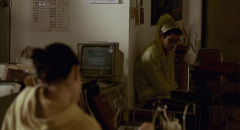 Barking-Dogs-Never-Bite-2000-stills-43