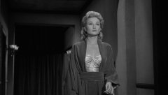 House-on-Haunted-Hill-1959-stills-26