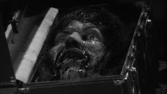 House-on-Haunted-Hill-1959-stills-29