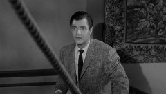 House-on-Haunted-Hill-1959-stills-40