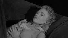 House-on-Haunted-Hill-1959-stills-44