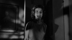 House-on-Haunted-Hill-1959-stills-52