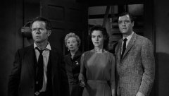 House-on-Haunted-Hill-1959-stills-56