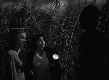 I-Walked-with-a-Zombie-1943-stills-35