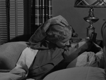 In-a-Lonely-Place-1950-stills-31