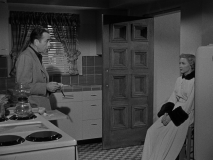 In-a-Lonely-Place-1950-stills-44