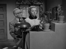 In-a-Lonely-Place-1950-stills-47