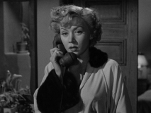 In-a-Lonely-Place-1950-stills-55