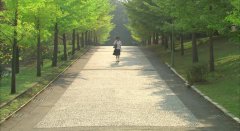 Install-2004-stills-04