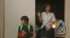 Install-2004-stills-37