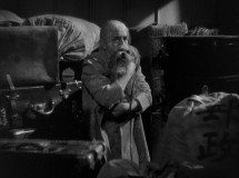 Shanghai-Express-Stills-043