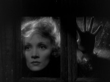 Shanghai-Express-Stills-062