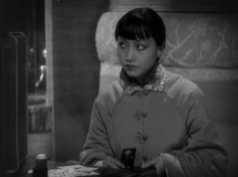 Shanghai-Express-Stills-069