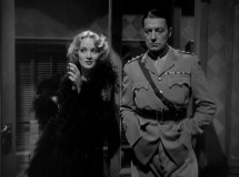 Shanghai-Express-Stills-078