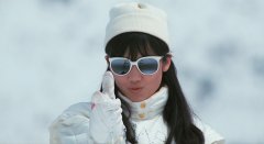 Take-me-out-to-the-snowland-1987-stills-07