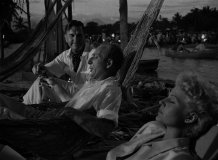 The-Lady-from-Shanghai-1947-stills-14