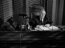 The-Lady-from-Shanghai-1947-stills-36