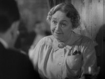 The-Lady-Vanishes-1938-stills-09