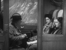 The-Lady-Vanishes-1938-stills-17