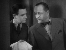 The-Lady-Vanishes-1938-stills-26