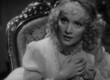 The-Scarlet-Empress-1934-stills-03