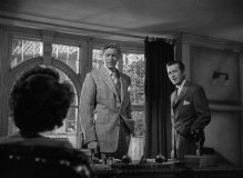 The-Uninvited-1944-stills-35