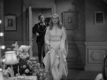 To-Be-or-Not-to-Be-1942-stills-06