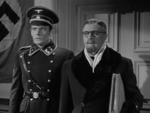 To-Be-or-Not-to-Be-1942-stills-30