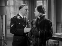 To-Be-or-Not-to-Be-1942-stills-43