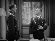 To-Be-or-Not-to-Be-1942-stills-44