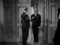 To-Be-or-Not-to-Be-1942-stills-47