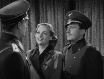 To-Be-or-Not-to-Be-1942-stills-50