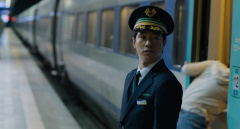 Train-to-Busan-2016-stills-06