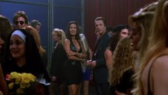 Waynes-World-2-1993-stills-05